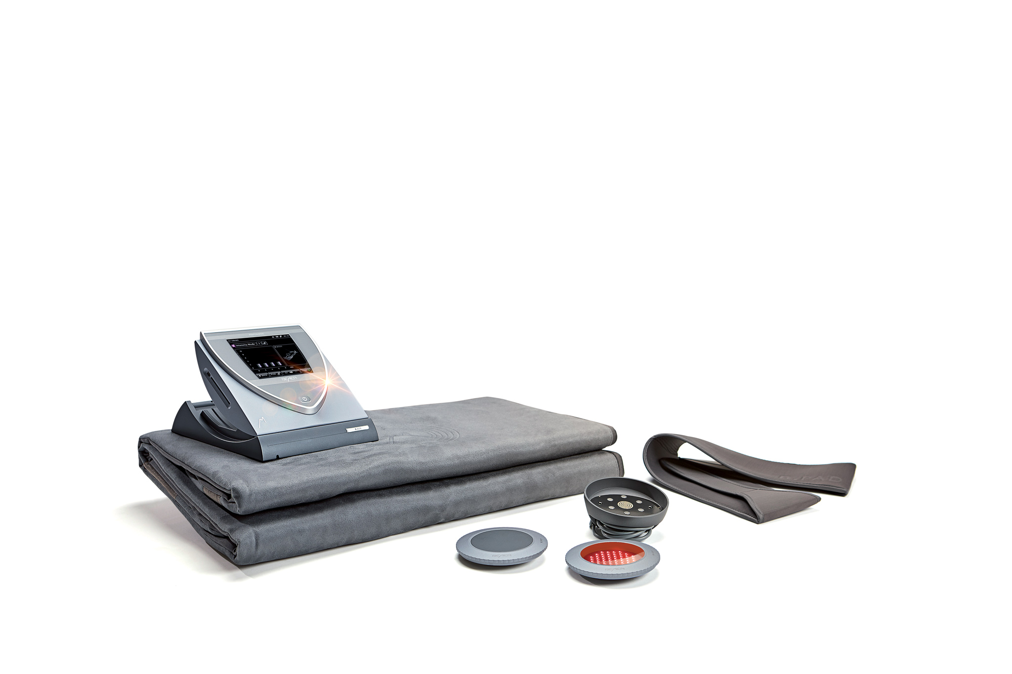 PRO-SET-front-X8A4040-ohneSchachtel-RGB-ret02-low Bemer PRO set